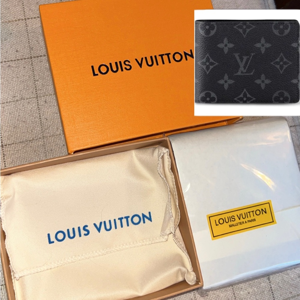 Louis Vuitton Black & Gray Monogram Eclipse Card Holder